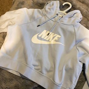 Nike crop hoodie medium